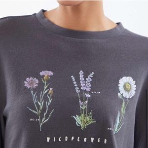 Wildflower crop tee
